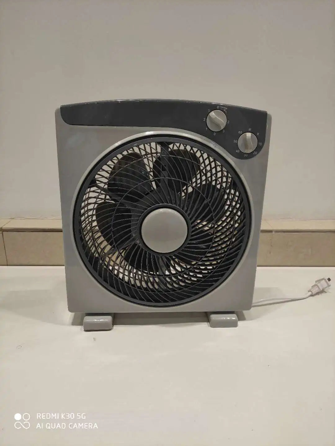 Cheap Office Home Commercial Plastic Electric 10/12inch Table Square Box Fan