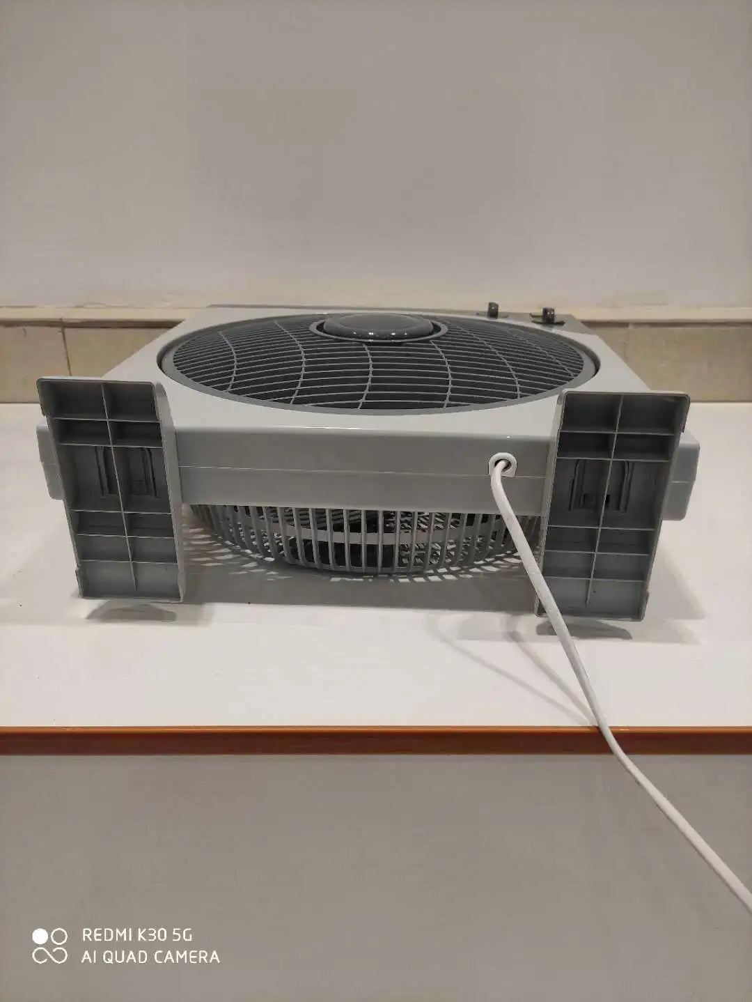 Cheap Office Home Commercial Plastic Electric 10/12inch Table Square Box Fan