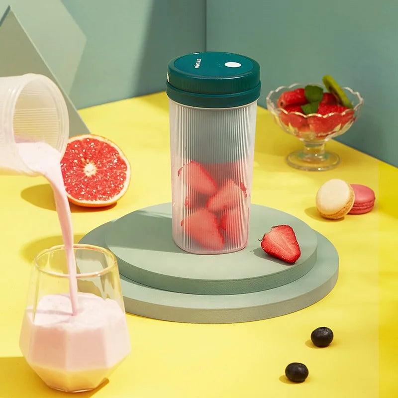 2024 Usb Rechargeable Portable Juicer Household Fruit Juicer Cup Electric Mini Small Juice Cup