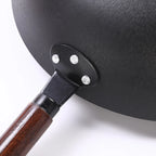 RTS Traditional Cookware Accessories Chinese Cast Iron Wok Pan Non-stick Wooden Handle Wok Pan